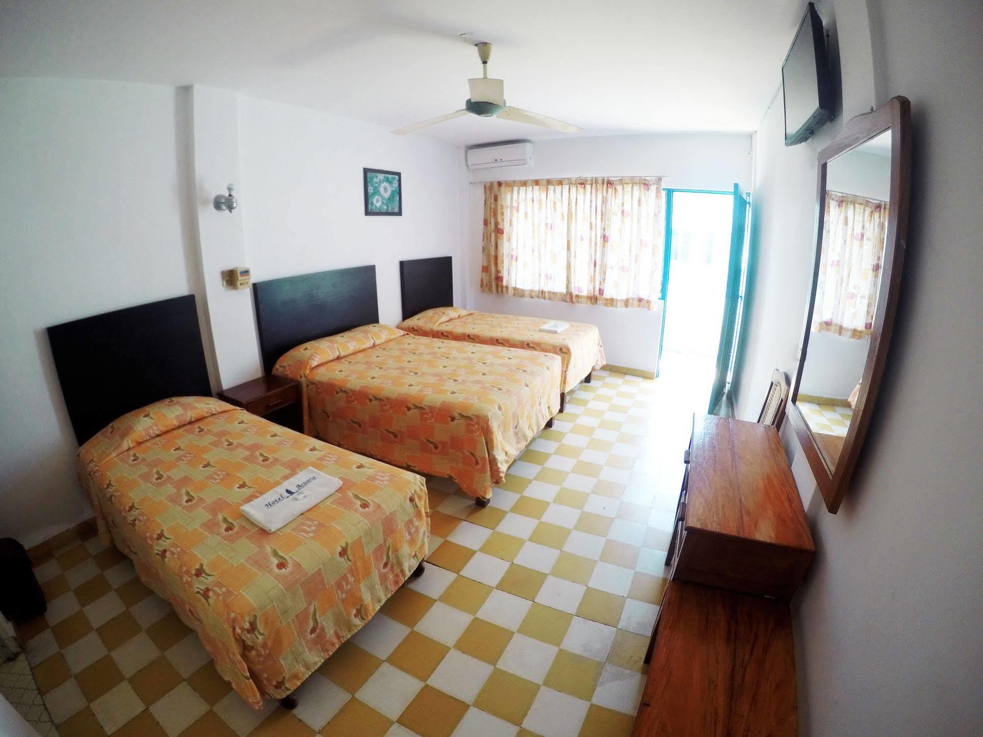 Hotel Acuario กาเตมาโก ภายนอก รูปภาพ